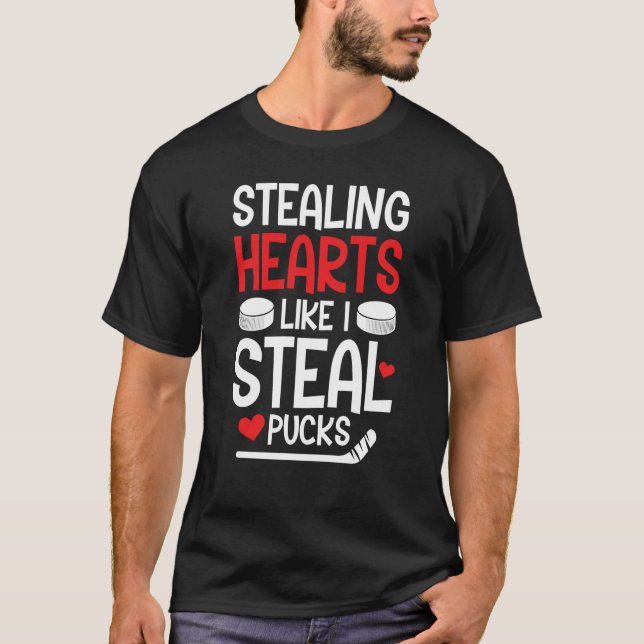 Camiseta Valentineu2019s Day Hockey Stealing Hearts Like I  (Frente)