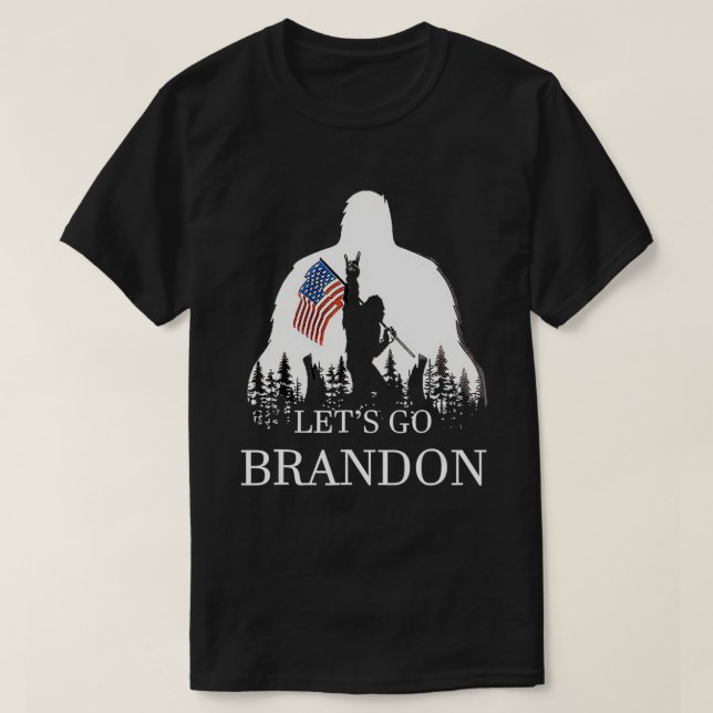 Camiseta Vamos Go Brandon EUA Flag Bigfoot (Frente do Design)