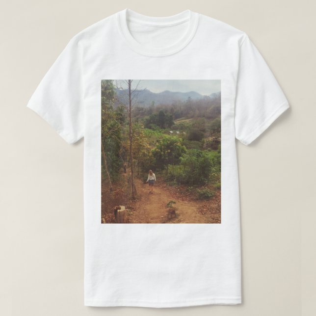 Camiseta Vang Vieng (Frente do Design)