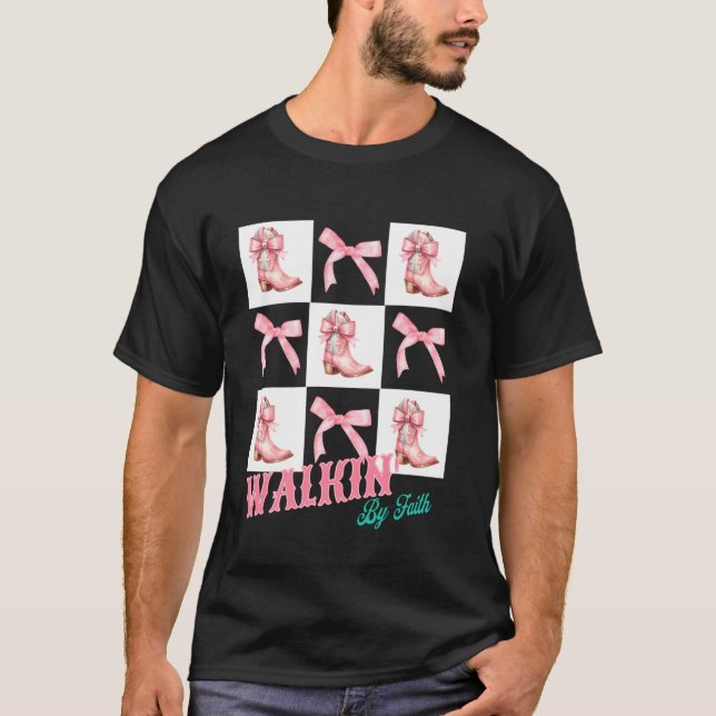 Camiseta Vaqueira Fé Cristã Botas Rosa Ocidental Arco Coque (Frente)