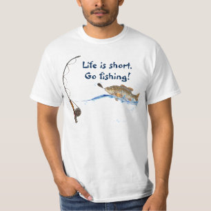 Camiseta vara de pesca com peixe em água
