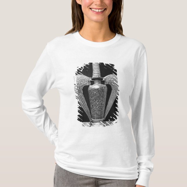 Camiseta Vaso antigo transformado a um ewer litúrgico (Frente)