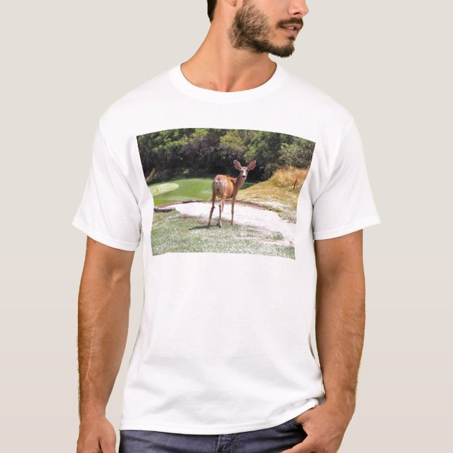 Camiseta veado olhando para a câmera natureza (Frente)