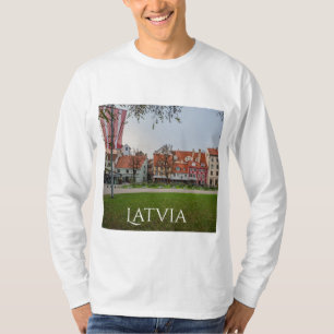Camiseta Velha cidade de Riga no outono