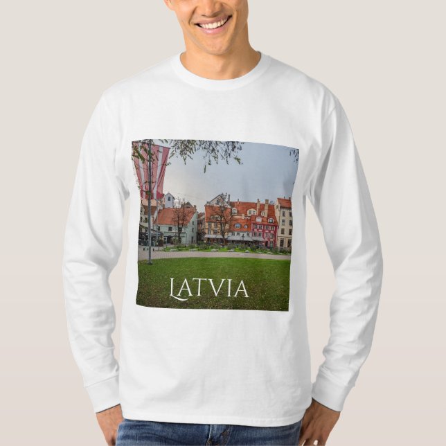 Camiseta Velha cidade de Riga no outono (Frente)