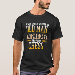 Camiseta Velho Jogador De Treinador De Xadrez Gráfico