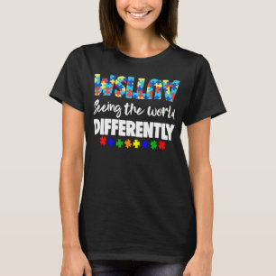Camiseta Vendo a nível mundial diferentes mulheres loucas A