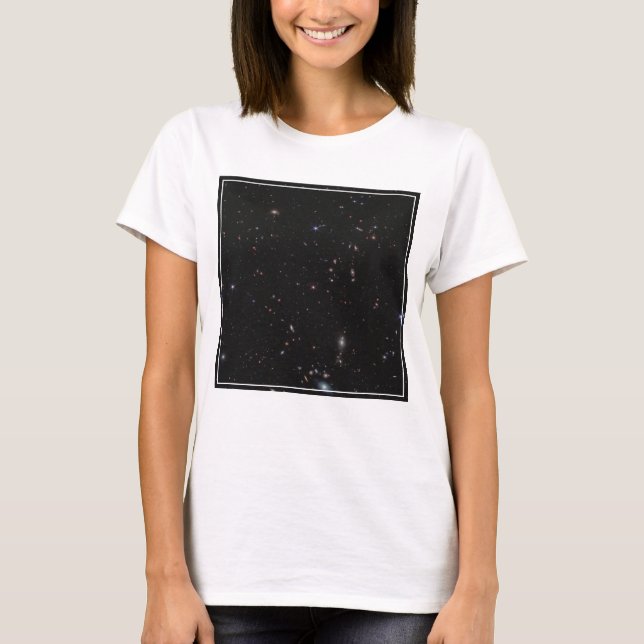 Camiseta Ver entre os Peixes e as constelações do Andromeda (Frente)