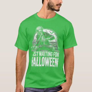 Camiseta Verãozinho Apenas Esperando Pelo Halloween Hallowe