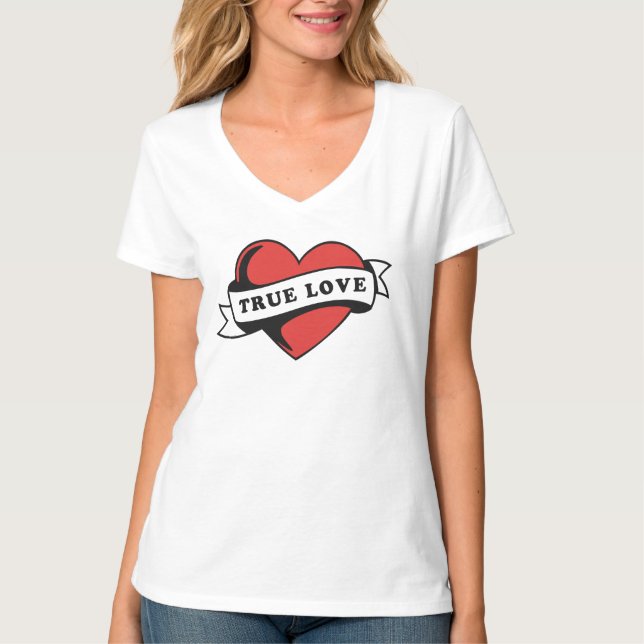 Camiseta Verdadeiro Coração de Tatuagem de Amor | Clássico  (Frente)