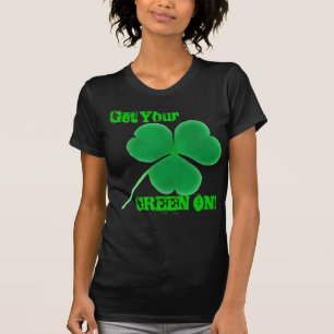 Camiseta Verde irlandês do dia de St Patrick sobre! Trevo