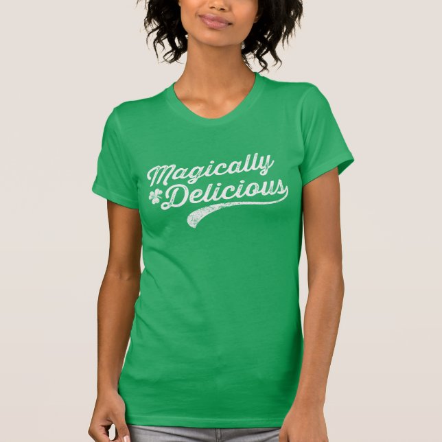 Camiseta Verde Magicamente Deliciosa (Frente)