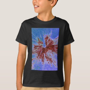 Camiseta Vermelho no Paintball roxo e azul