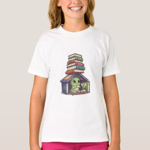Camiseta Vermes Livres Lendo na Casa de Pilhas de Livros Cr