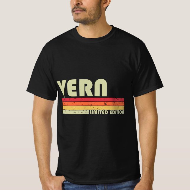 Camiseta VERN Nome do presente personalizado Funny Retro Vi (Frente)