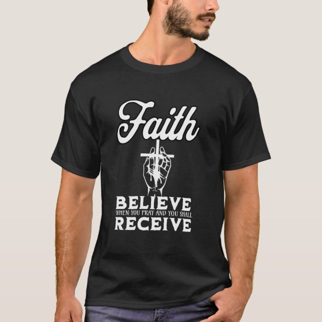 Camiseta Versículo da Bíblia Cruz Moderna Preta (Frente)