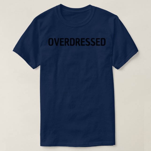 Camiseta vestido com excesso de roupa 1 (Frente do Design)