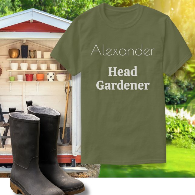 Camiseta Vestuário De Jardim Jardim Do Jardim Do Jardim Da  (A personalized T-shirt with Head Gardener words. An amusing gardening themed gift for garden lovers.)
