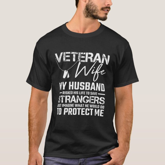 Camiseta Veterano Esposa Exército Marido Soldado Dizendo Le (Frente)