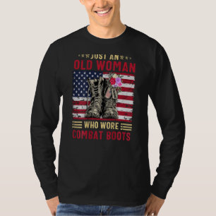 Camiseta Veterano Personalizado Só Uma Mulher Que Usava Bot