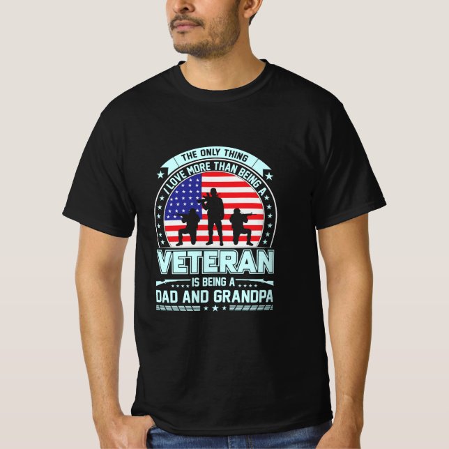 Camiseta Veterano sendo Pai e vovô, dia dos Veteranos dos E (Frente)