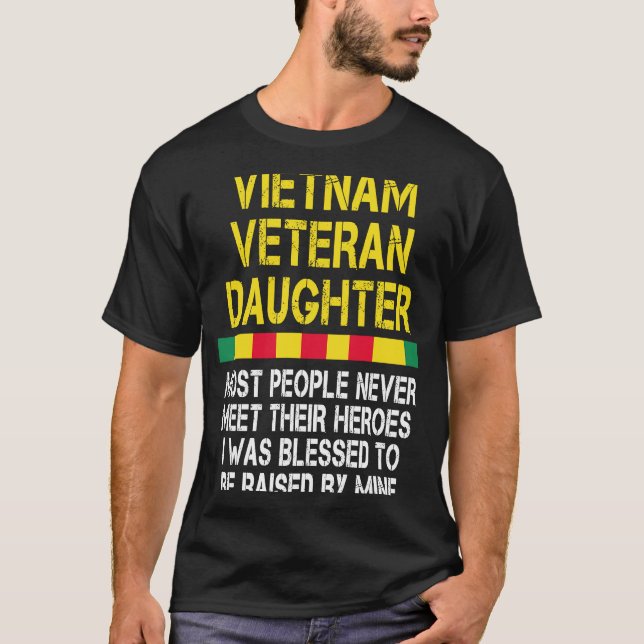 Camiseta Veterano Vietnã Filha Veterana Dia dos Veteranos (Frente)