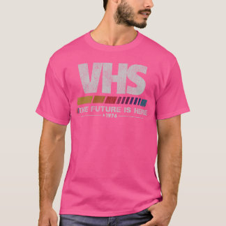 Camiseta VHS Antigo O Futuro É Aqui