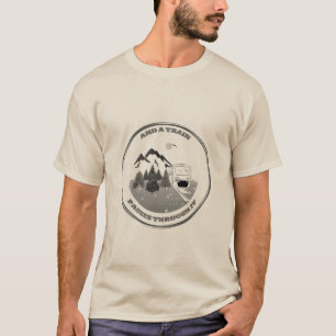 Camiseta Viagem De Comboio Através De Montanhas, Árvores