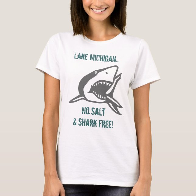 Camiseta Viagem Natação Lake Michigan Sem Sal e Sem Tubarão (Frente)