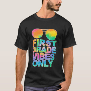 Camiseta Víblias De Primeiro Grau Apenas Óculos De Sol De V