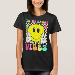 Camiseta Vibrações da terceira série sorriso retrô volta às