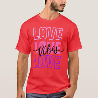 Camiseta Vibrações de Amor Amor Loveypografia Rosa
