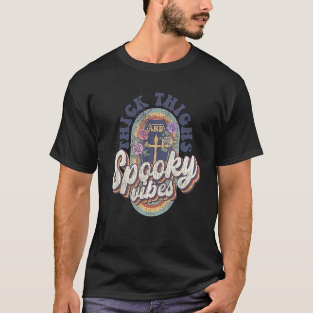 Camiseta Vibrações de Bruxa de Coxa Grossa Retrô (Frente)