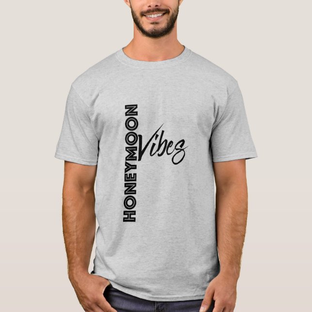 Camiseta Vibrações de Lua de Mel Elegantes (Frente)
