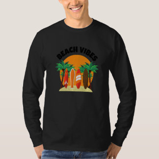 Camiseta Vibrações de Praia Surfando  Férias de Verão na Pr