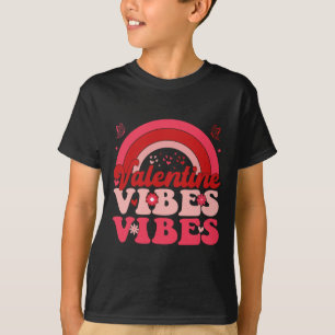 Camiseta Vibrações Groovy do Dia dos Namorados Coração Fofo