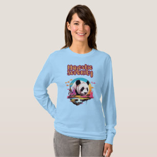 Camiseta Vibrante Panda: Cores Incríveis na Beleza Natural