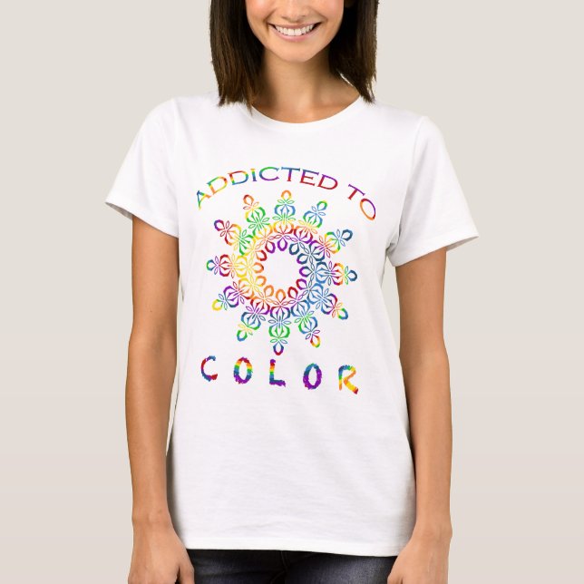 Camiseta Viciante em Cor Design de Mandala Arco-íris (Frente)