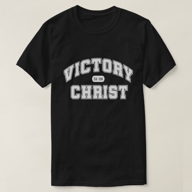 Camiseta Victory Is in Christ | Christian Varsity style  (Frente do Design)