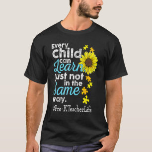 Camiseta Vida de Professor de Pré K Autismo Cada Criança Po