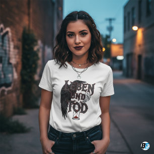 Camiseta 💀 "Vida e Morte" Ampulheta Gótica de Corvo