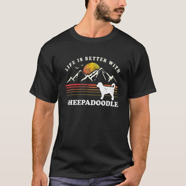Camiseta Vida Melhor Sheepadoodage Cachorro Pai (Frente)