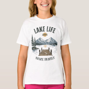 Camiseta Vida no Lago Família Férias Correspondência Retro 
