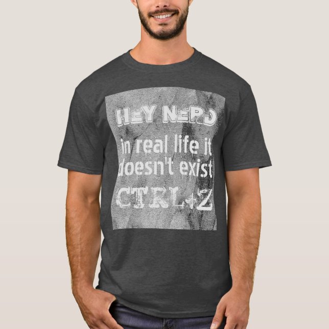 Camiseta Vida real não há versão de desfazer, nerd (Frente)