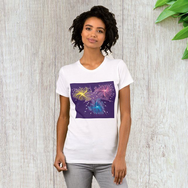 Camiseta Vídeo do Fireworks Womens T-Shirt (Criador carregado)