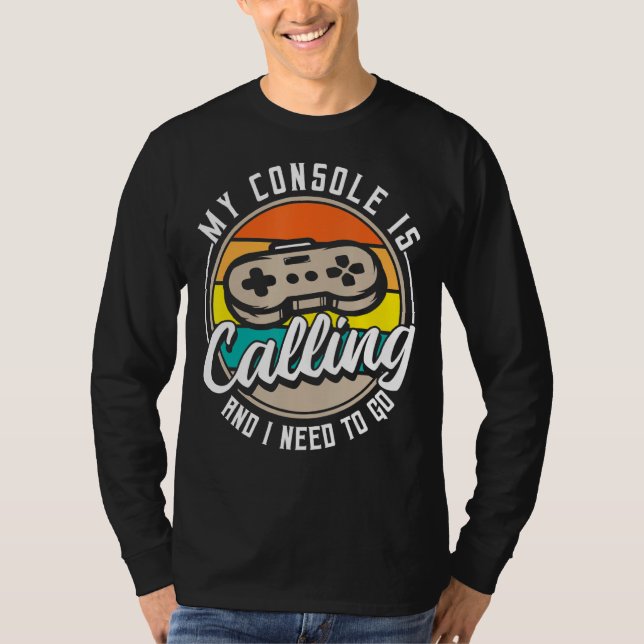 Camiseta Videos games Que Meu Console Está Ligando E Eu Pre (Frente)