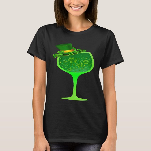 Camiseta Vidro De Vinho De Dia de São Patrício Com Cheiro D (Frente)