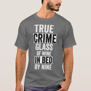 Camiseta Vidro De Vinho Na Cama Por Nove