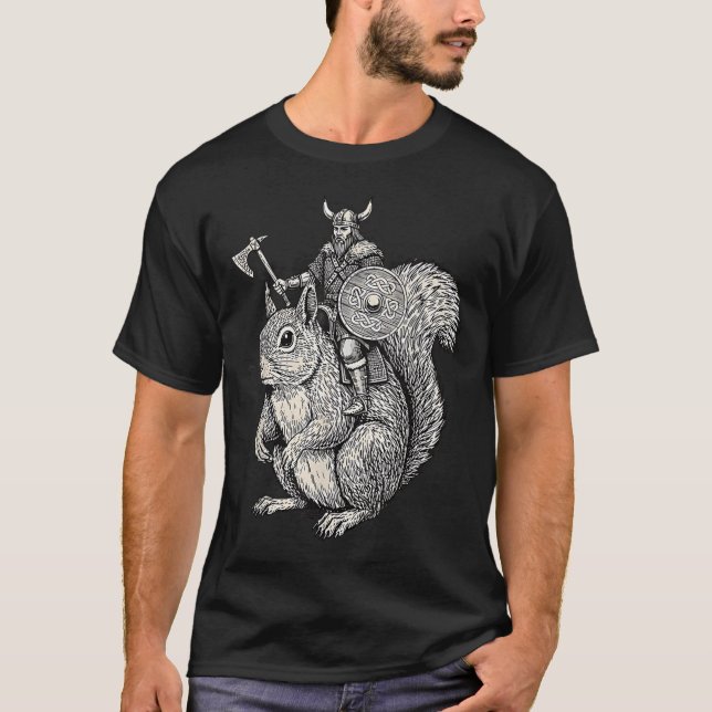 Camiseta Viking Riding Squirrel Funny Warrior Art  (Frente)