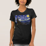 Camiseta Vincent Van Gogh - A Noite Estrelada Arte Fina<br><div class="desc">A Noite Estrelada de Vincent Van Gogh. Óleo sobre tela de 1889, A Noite Estrelada foi pintada enquanto Van Gogh estava no asilo em Saint-Remy, França, e é considerada uma de suas maiores obras-primas. Embora seja uma cena noturna, foi pintada durante o dia e representa a vista da janela do...</div>